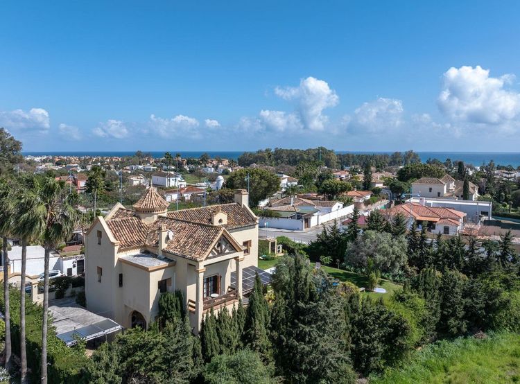 House | Resale in San Pedro de Alcántara in San Pedro de Alcántara Others, Costa del Sol - Photo 4