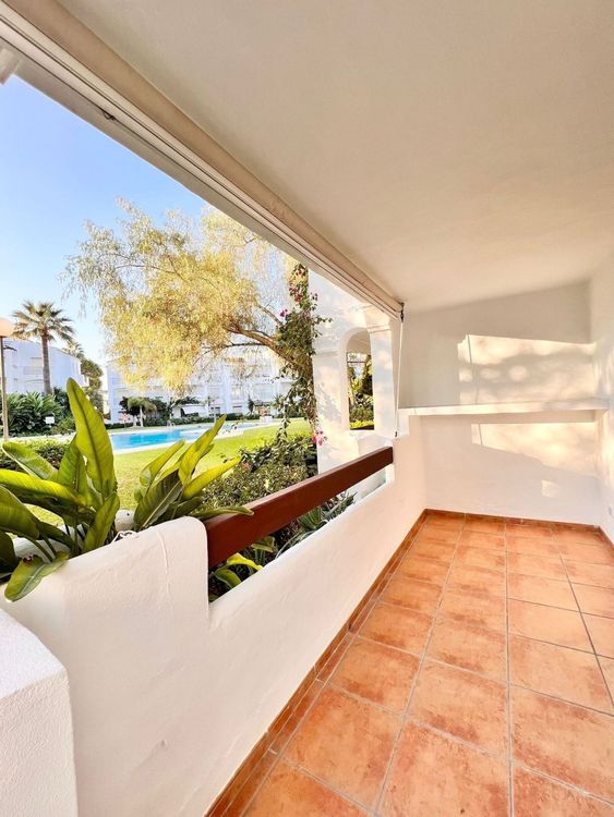 Apartment | Resale in Costalita in Costalita, Costa del Sol - Photo 2