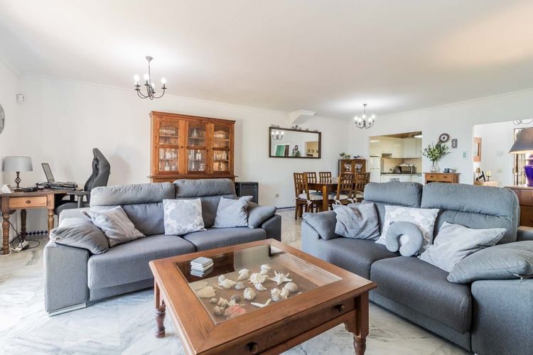 House | Resale in Manilva in Manilva Others, Costa del Sol - Photo 5