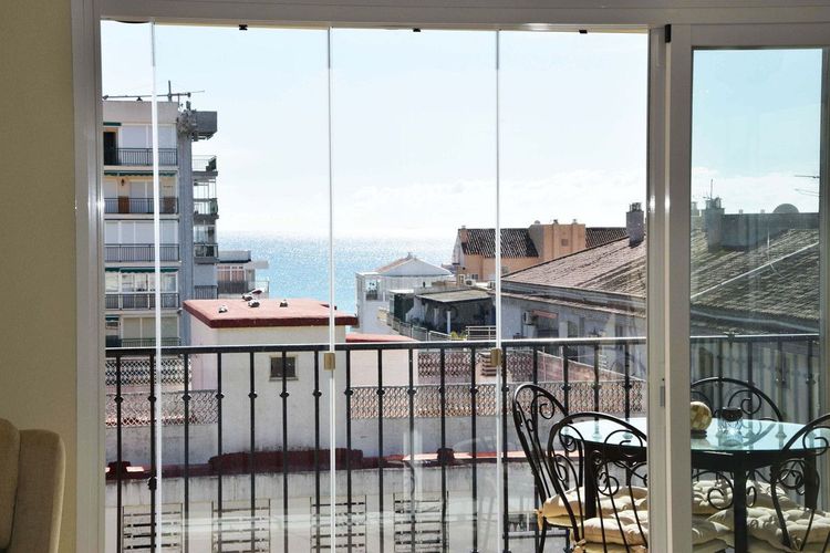 Apartment | Resale in Fuengirola in Fuengirola Others, Costa del Sol - Photo 2