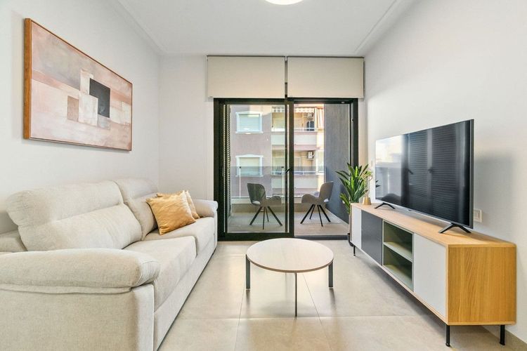 Apartment | Resale in Torrevieja in Torrevieja, Costa Blanca - Photo 3