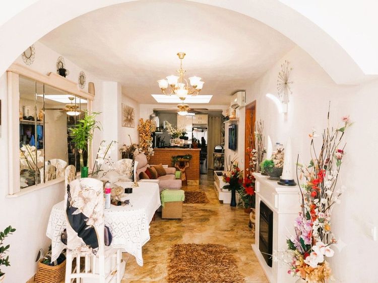 Apartment | Resale in Las Lagunas in Las Lagunas, Costa del Sol - Photo 3