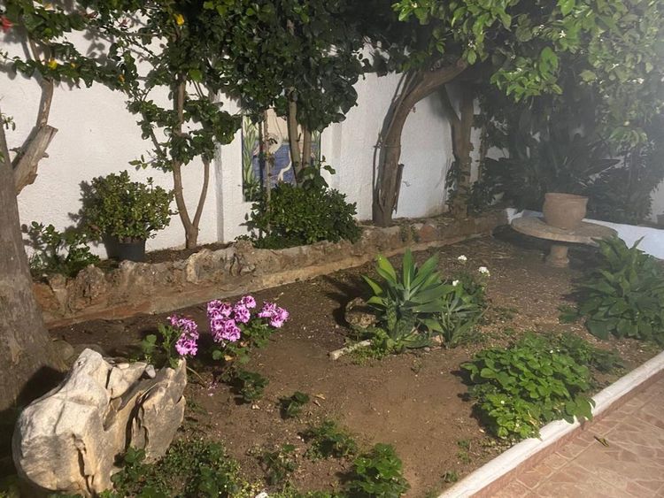 House | Resale in Marbella in Marbella Others, Costa del Sol - Photo 5