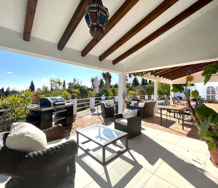 House | Resale in Estepona - Development photo 1