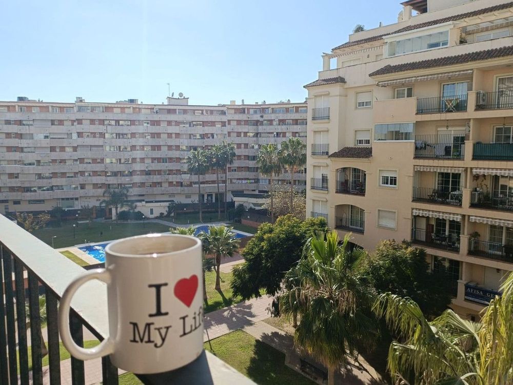 Apartment | Resale in Estepona in Estepona, Costa del Sol - Main property photo