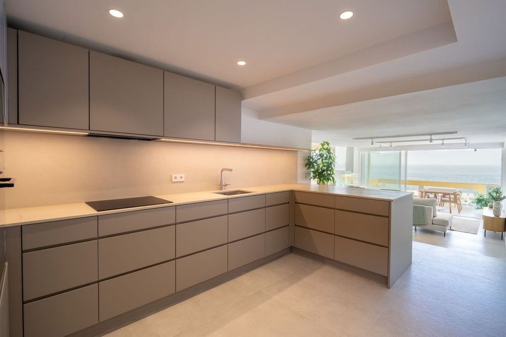 Apartment | Resale in Marbella in Marbella Others, Costa del Sol - Main property photo