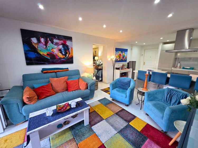 Apartment | Resale in La Duquesa in La Duquesa, Costa del Sol - Photo 4