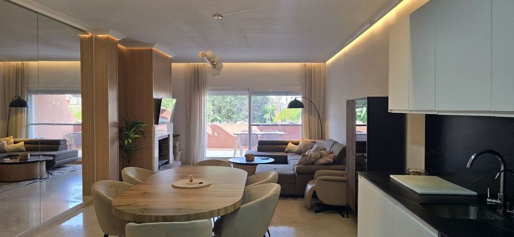 Penthouse | Resale in New Golden Mile in New Golden Mile, Estepona East Others, Costa del Sol - Main property photo