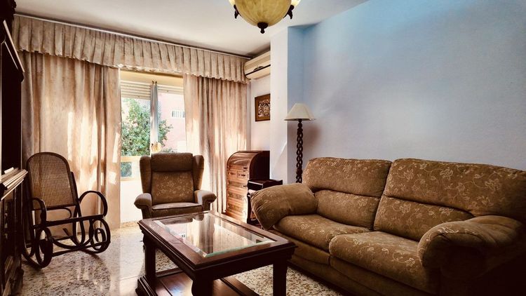 Apartment | Resale in Málaga in Málaga, Costa del Sol - Photo 4