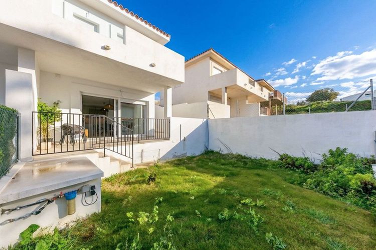 House | Resale in Manilva in Manilva Others, Costa del Sol - Photo 5