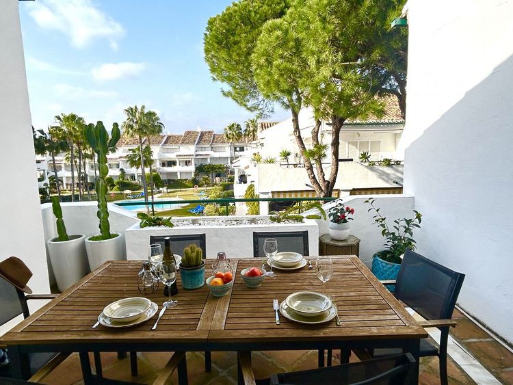 Penthouse | Resale in El Presidente - Development photo 1