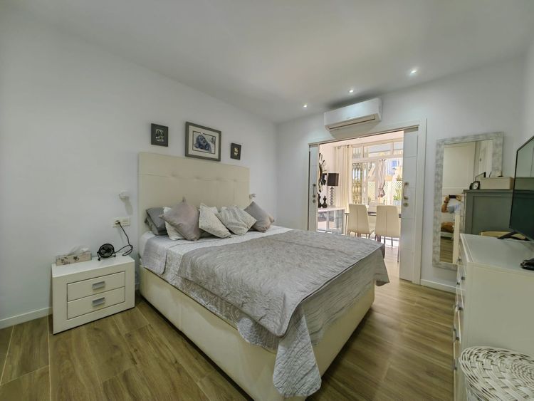 Apartment | Resale in Estepona in Estepona, Costa del Sol - Photo 5