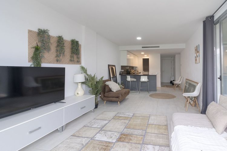 Apartment | Resale in Estepona in Estepona, Costa del Sol - Photo 3