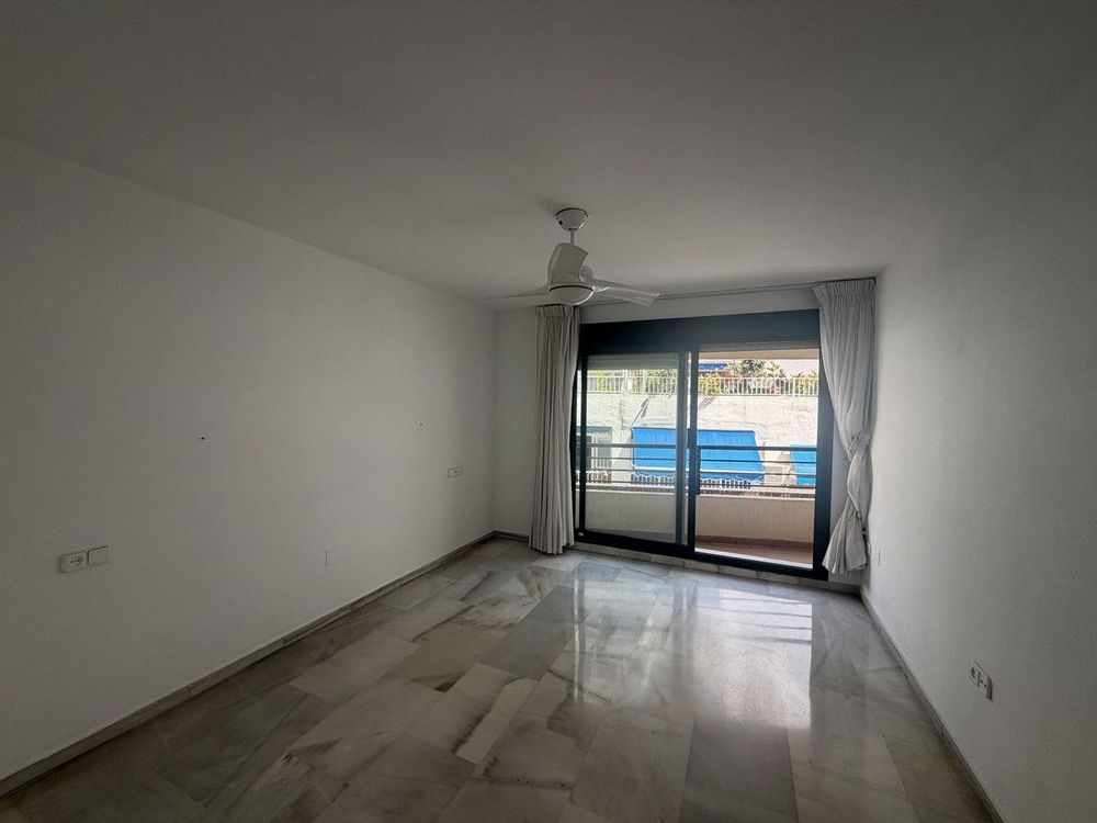 Apartment | Resale in Marbella in Marbella Others, Costa del Sol - Main property photo