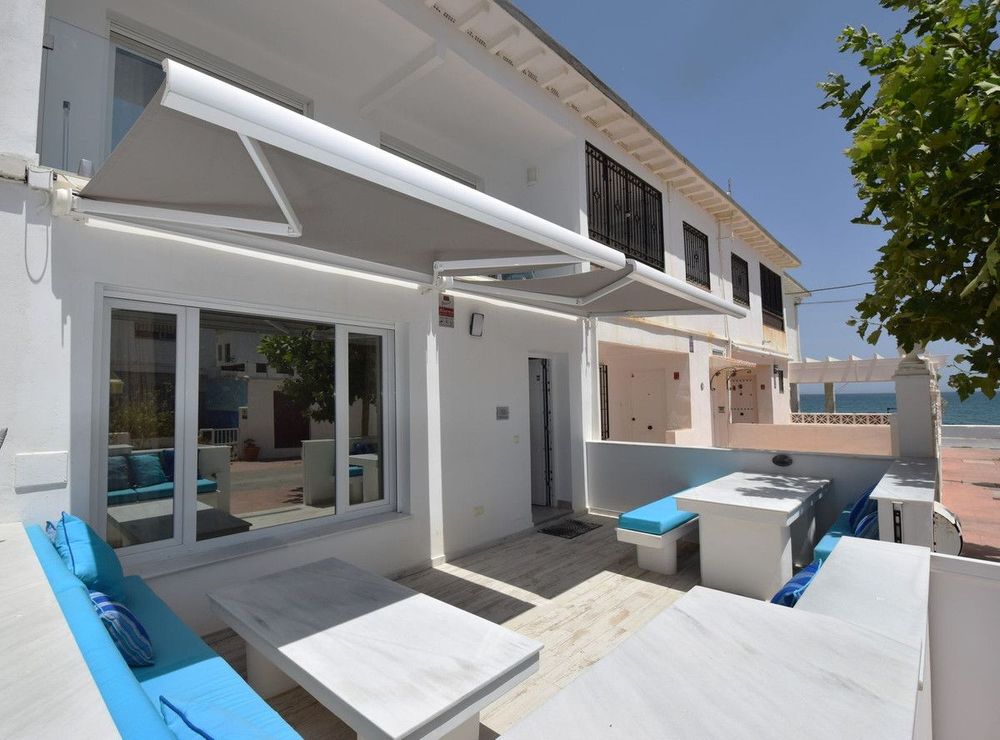 House | Resale in La Cala de Mijas in La Cala de Mijas, Costa del Sol - Main property photo
