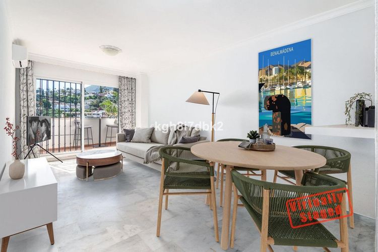 Penthouse | Resale in Benalmadena Costa in Benalmadena Costa, Costa del Sol - Photo 3