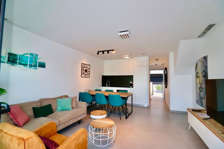 Apartment | Resale in Guardamar del Segura in Guardamar del Segura, Costa Blanca - Photo 4
