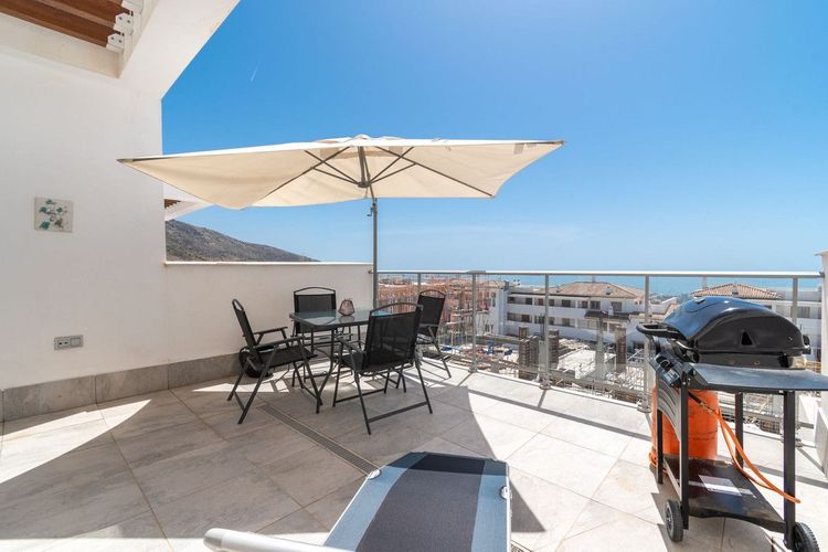 Apartment | Resale in Benalmadena Pueblo in Benalmadena Pueblo, Costa del Sol - Photo 2