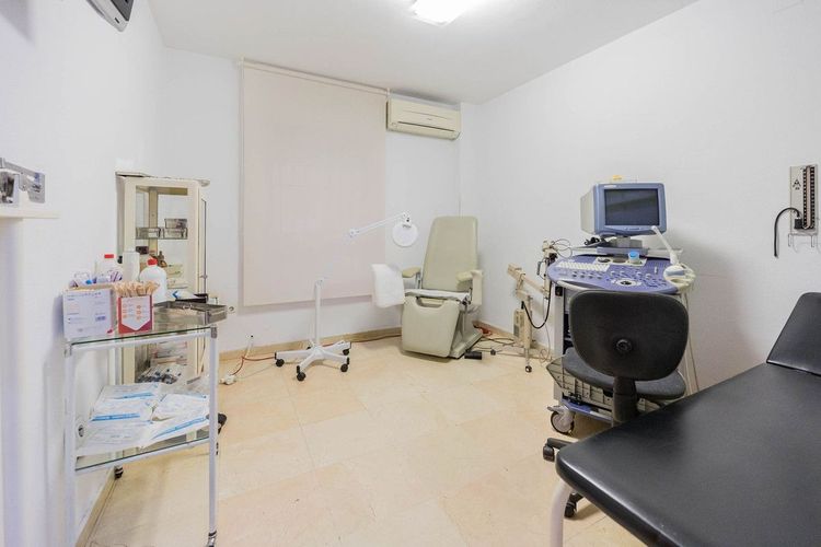 Apartment | Resale in Fuengirola in Fuengirola Others, Costa del Sol - Photo 4