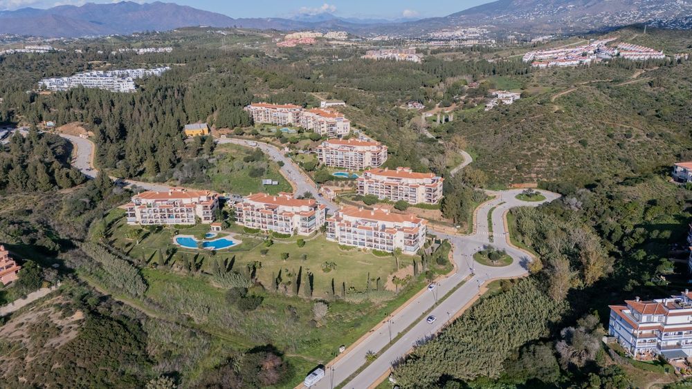 Apartment | Resale in Mijas Costa in Mijas Costa, Costa del Sol - Main property photo