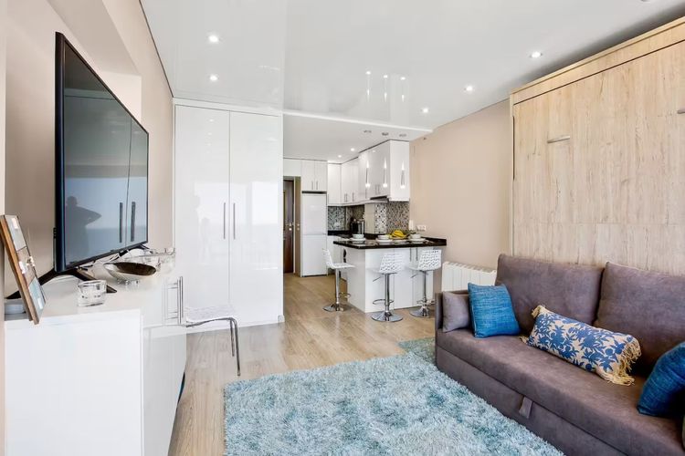 Apartment | Resale in Torremuelle in Torremuelle, Costa del Sol - Photo 2
