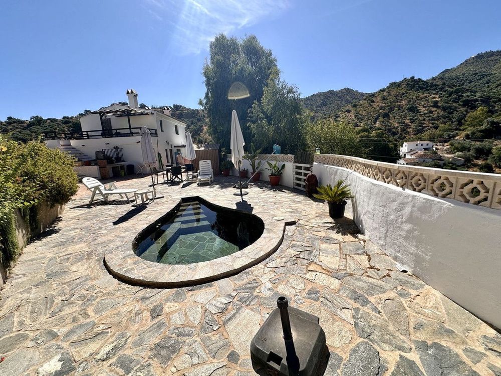 House | Resale in Comares in Comares, Costa del Sol - Main property photo