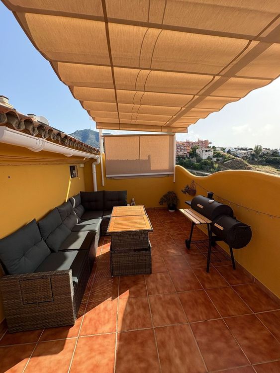 Penthouse | Resale in Torreblanca in Torreblanca, Costa del Sol - Photo 2