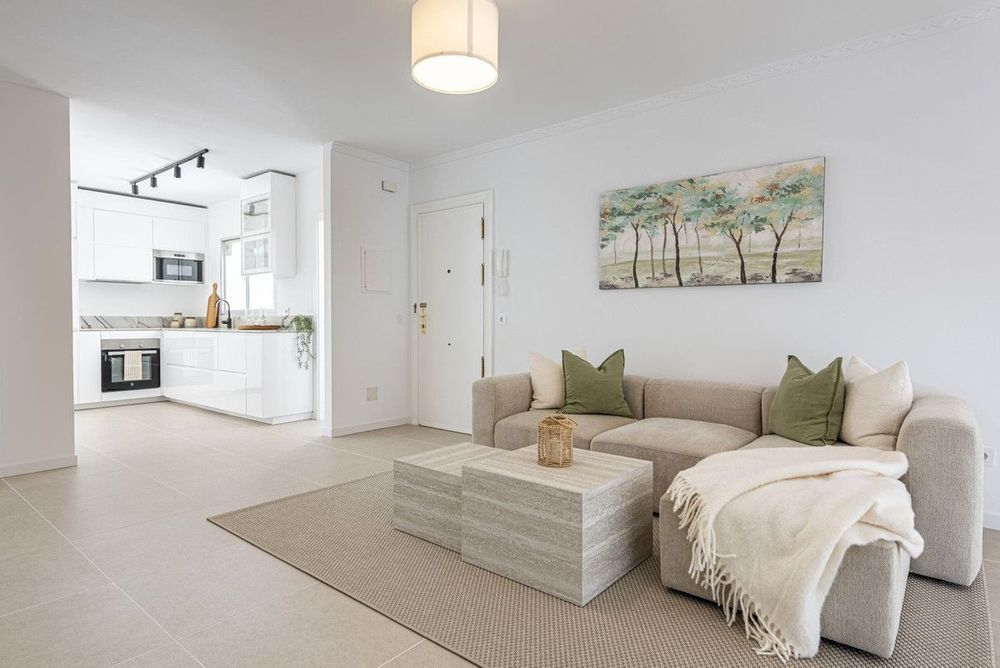 Apartment | Resale in Estepona in Estepona, Costa del Sol - Main property photo