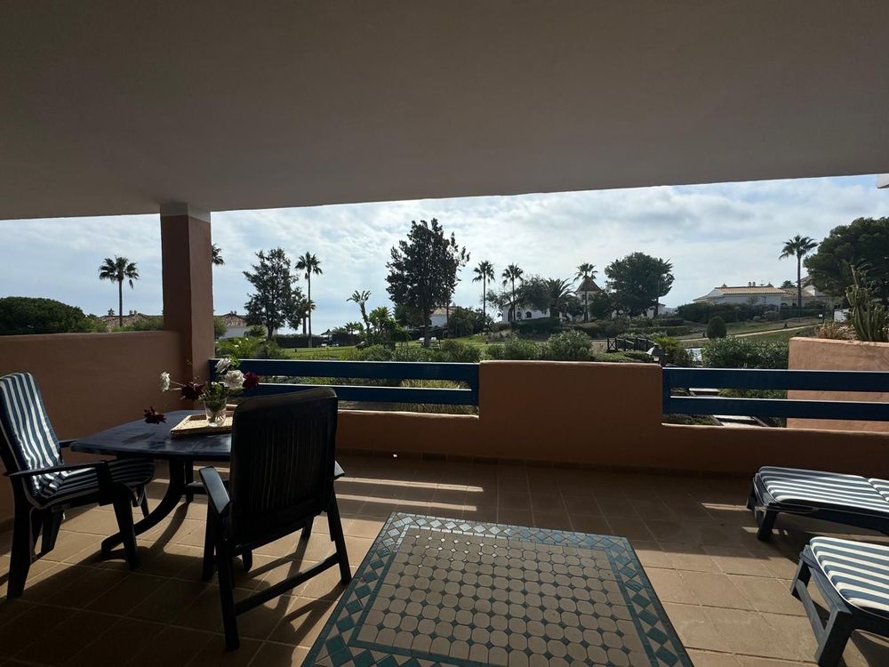 Apartment | Resale in Manilva in Manilva, Costa del Sol - Main property photo