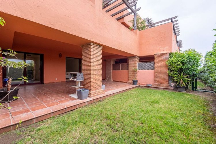Apartment | Resale in Casares in Casares Others, Costa del Sol - Photo 2