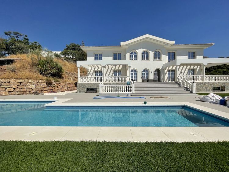 House | Resale in Marbella - Development photo 1