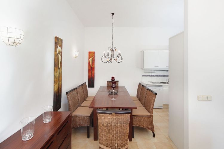 Apartment | Resale in Atalaya in Atalaya, Costa del Sol - Photo 4