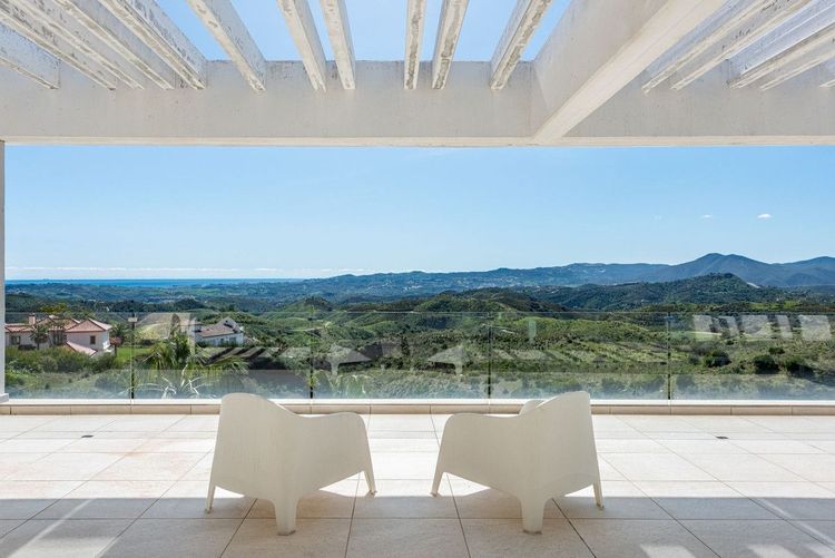 House | Resale in Mijas in Mijas Others, Costa del Sol - Photo 4