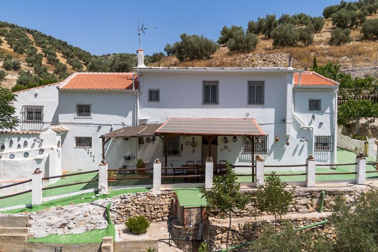 House | Resale in Cuevas De San Marcos in Cuevas De San Marcos, Costa del Sol - Photo 3