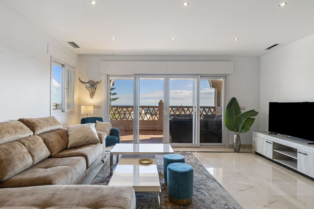 Apartment | Resale in Benahavís in Benahavís Others, Costa del Sol - Main property photo