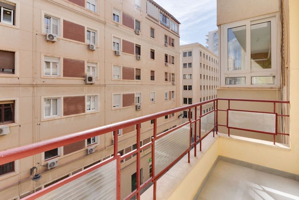 Apartment | Resale in Málaga Centro - Property photo 1