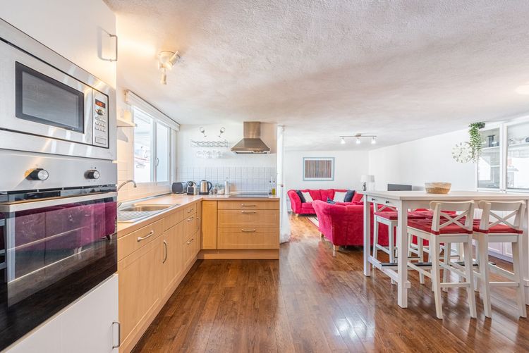 Apartment | Resale in Benahavís in Benahavís Others, Costa del Sol - Photo 2