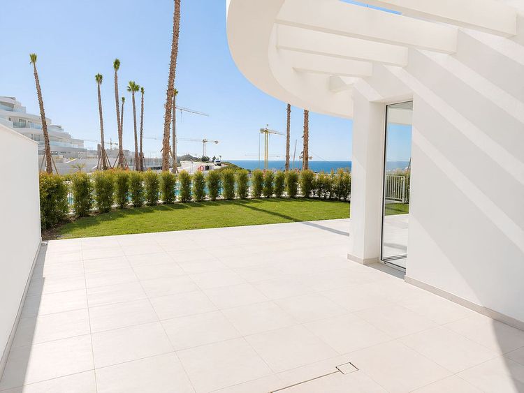 Apartment | Resale in La Cala de Mijas in La Cala de Mijas, Costa del Sol - Photo 4