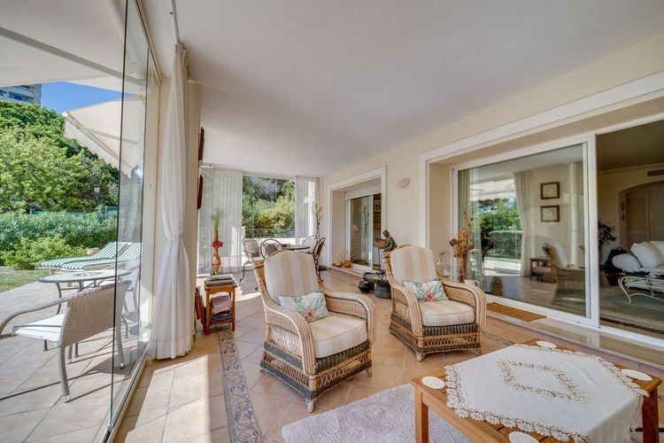 Apartment in Elviria in Elviria, Marbella East, Costa del Sol - Photo 3