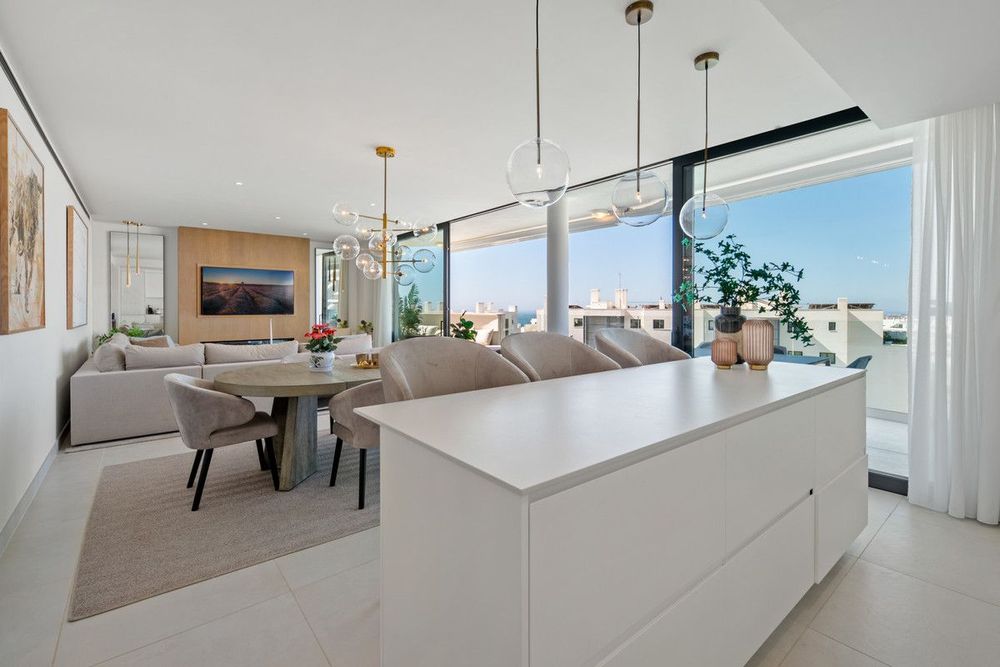 Apartment | Resale in Fuengirola in Fuengirola Others, Costa del Sol - Main property photo