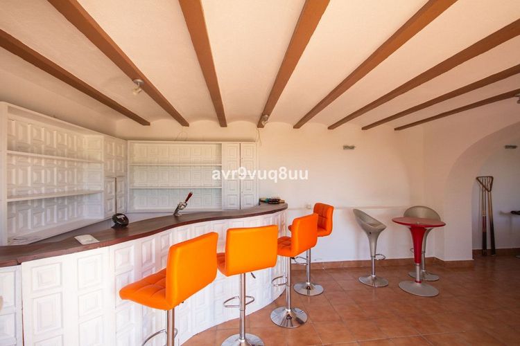 House | Resale in Mijas Costa in Mijas Costa, Costa del Sol - Photo 5