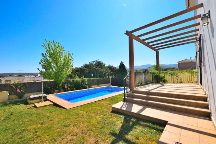 House | Resale in Ronda in Ronda, Costa del Sol - Photo 4