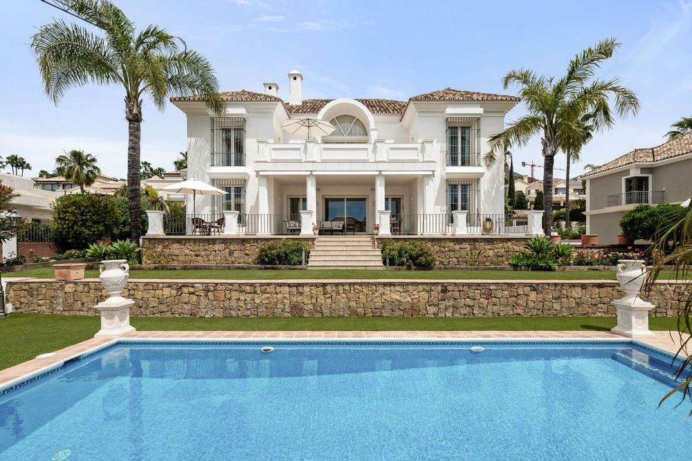 House | Resale in Sierra Blanca in Sierra Blanca, Costa del Sol - Main property photo