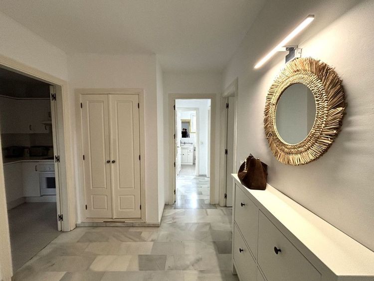 Apartment | Resale in Guadalmina Baja in Guadalmina Baja, Costa del Sol - Photo 3