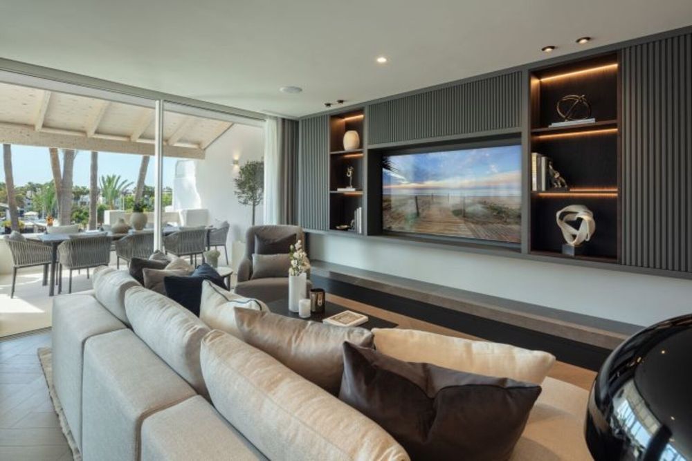 Apartment | Resale in Marbella in Marbella, Costa del Sol - Main property photo