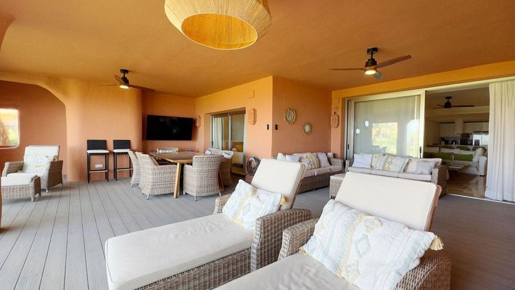 Apartment | Resale in Los Monteros in Los Monteros, Costa del Sol - Photo 4
