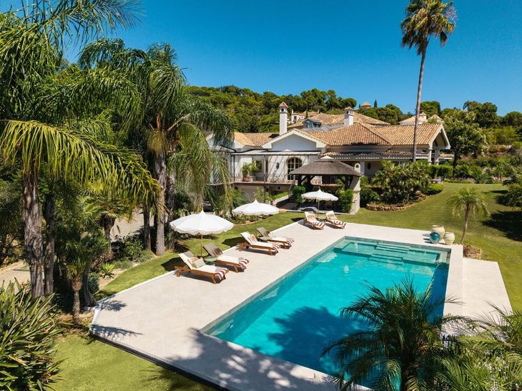 House | Resale in La Zagaleta in La Zagaleta, Costa del Sol - Photo 5