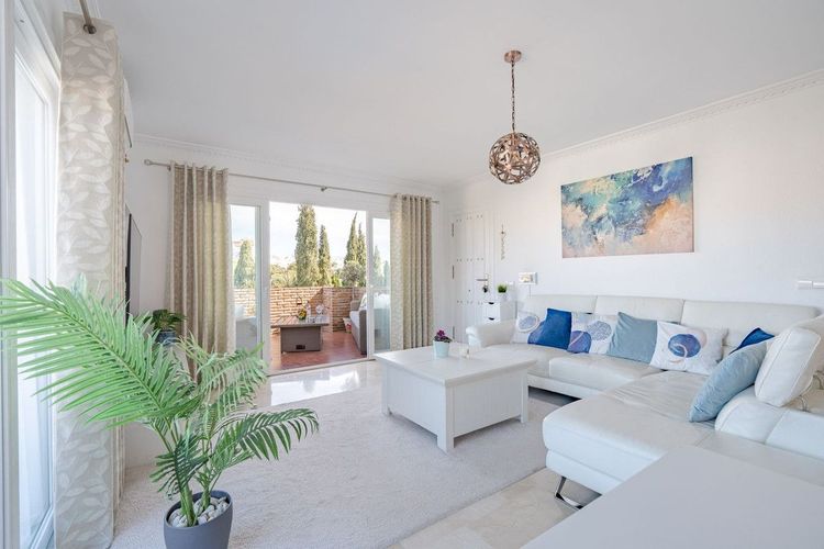 House | Resale in Riviera del Sol in Riviera del Sol, Costa del Sol - Photo 4