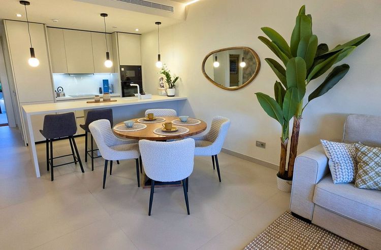 Apartment | Resale in Higueron in Higueron, Costa del Sol - Photo 4