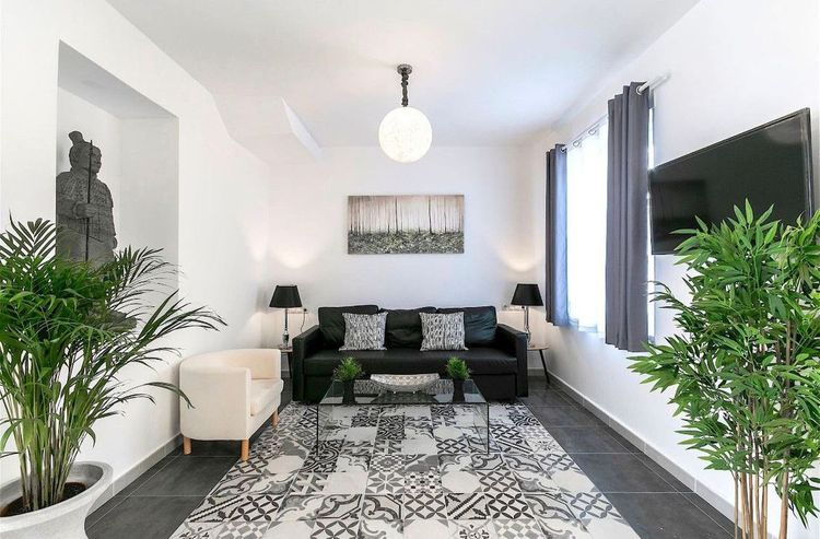 House | Resale in Málaga Centro in Málaga Centro, Costa del Sol - Photo 3